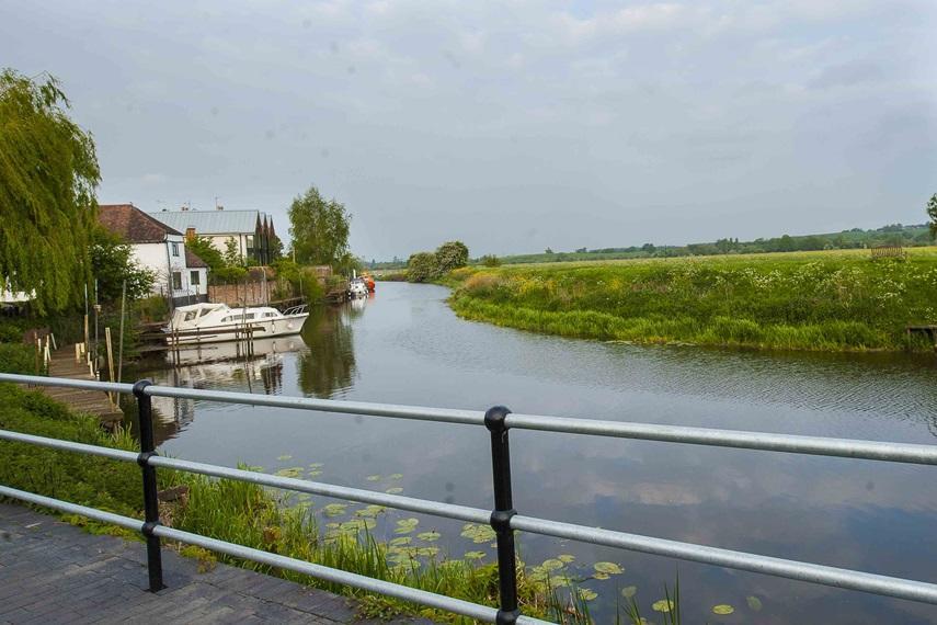 The Royal Hop Pole Wetherspoon Tewkesbury Buitenkant foto